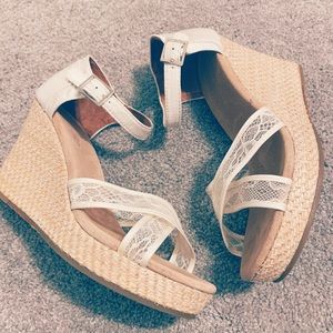 TOMS Wedges